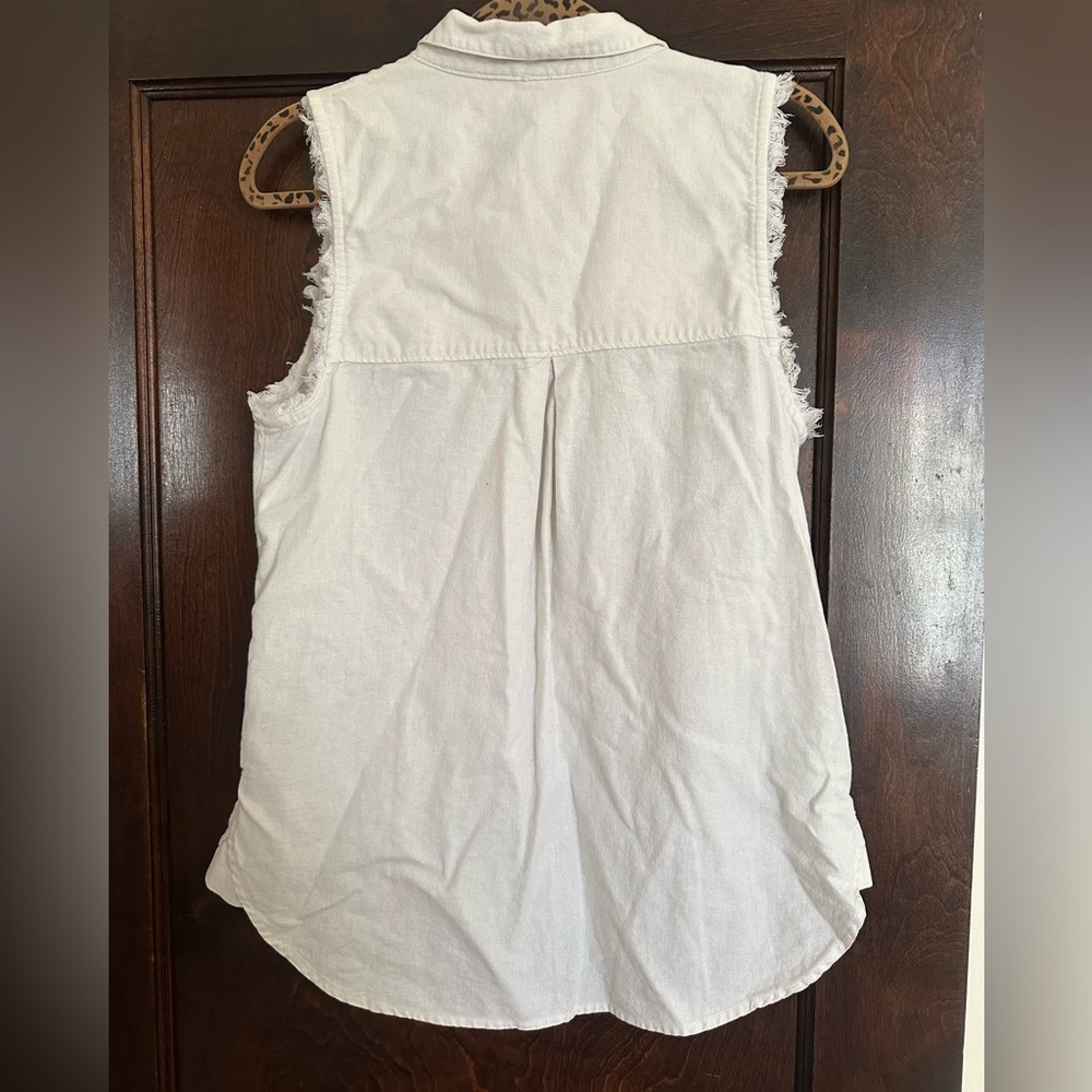 Free People white linen button up tank - Picture 2 of 5